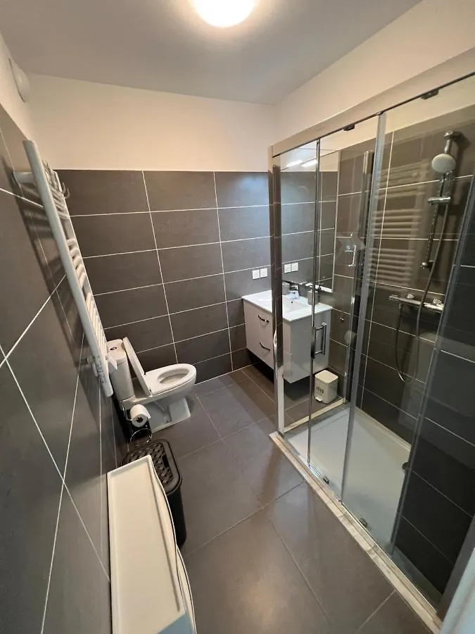 Appartement Tout Equipe Centre Ville Menton Apartment