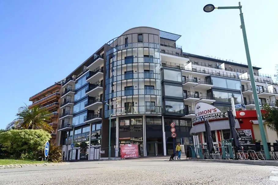 Appartement Tout Equipe Centre Ville Menton France