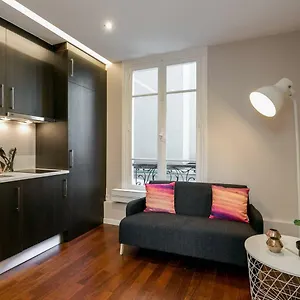  Apartment Charmant Studio Neuf Proche Des Invalides France